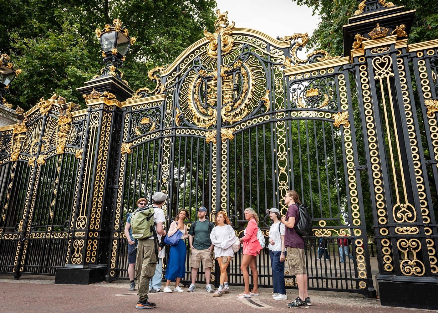 Tickets to the Shard and London Landmarks walking tours - Image 9